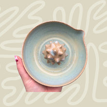 Load image into Gallery viewer, Dino Juicer